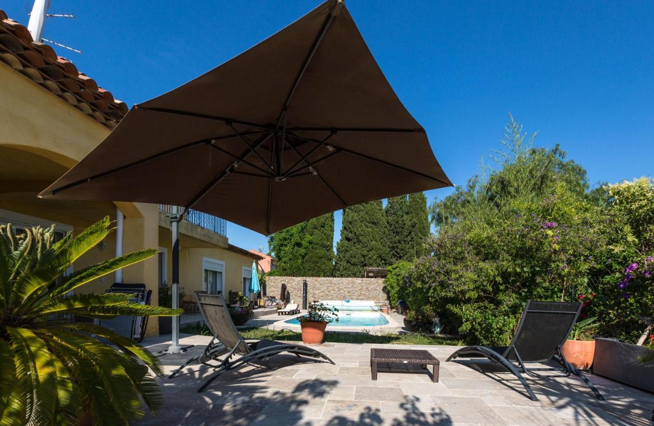 Villa De La Terre Blanche Санари-сюр-Мер Екстериор снимка
